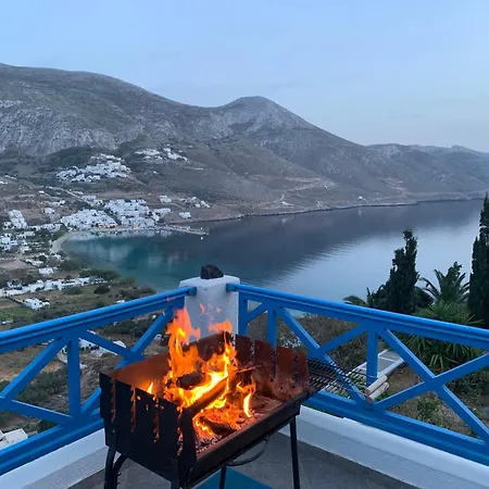 Theoreion Guest house Tholaria