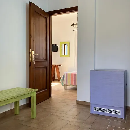 Theoreion Konukevi 4*