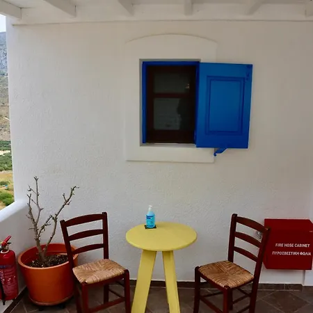 Theoreion 4* Tholária